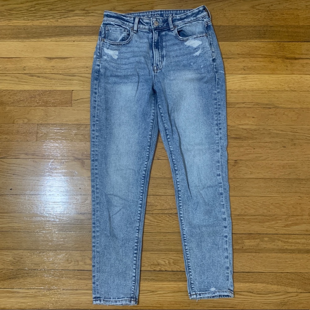 American Eagle Mom Jeans size 4 regular